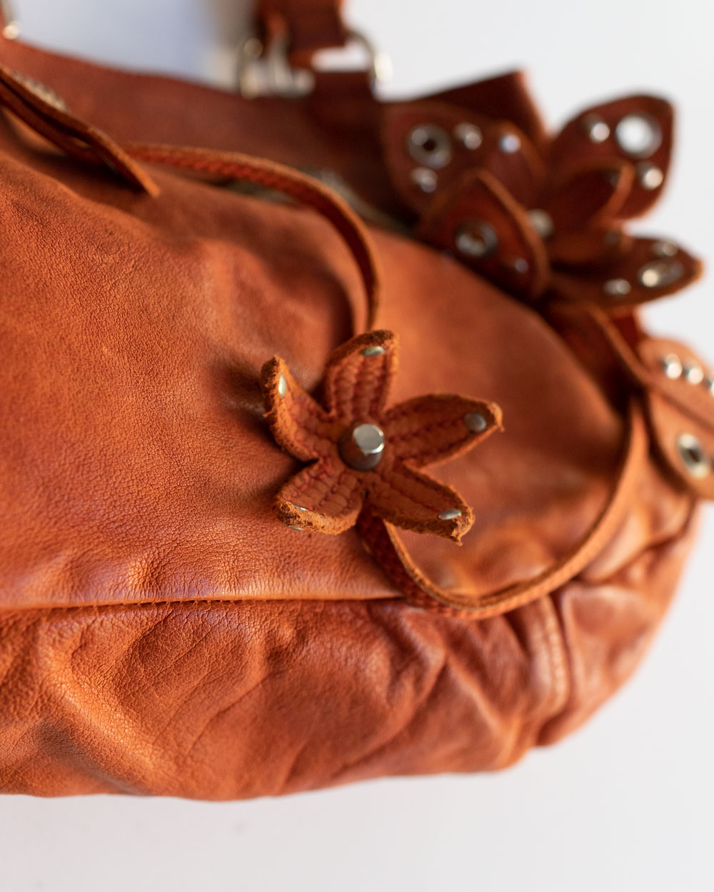 Miu Miu 2000s Flower Shoulder Bag Mandarino New – Bild 9