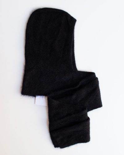 A Roege Hove Bonnet Scarf Black